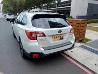 Subaru  Outback 2016 速霸陸OUTBACK 2.5i-S版 頂級天窗電尾門 一手車保證 認證 | 新北市汽車商業同業公會｜TACA優良車商聯盟｜中古、二手車買車賣車公會認證保固