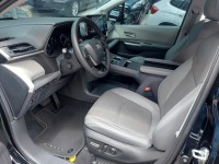 Toyota  Sienna 2022年豐田商務車 SIENNA 2.5 油電柏金版 黑色僅跑2萬 一手車保證 | 新北市汽車商業同業公會｜TACA優良車商聯盟｜中古、二手車買車賣車公會認證保固