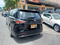 Toyota  Sienna 2022年豐田商務車 SIENNA 2.5 油電柏金版 黑色僅跑2萬 一手車保證 | 新北市汽車商業同業公會｜TACA優良車商聯盟｜中古、二手車買車賣車公會認證保固