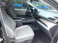 Toyota  Sienna 2022年豐田商務車 SIENNA 2.5 油電柏金版 黑色僅跑2萬 一手車保證 | 新北市汽車商業同業公會｜TACA優良車商聯盟｜中古、二手車買車賣車公會認證保固