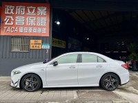 Mercedes-Benz/賓士   A-CLASS  A35 找記老闆實價~正2021年Benz A35 AMG全景/摸門/夜色/306P馬力 | 新北市汽車商業同業公會｜TACA優良車商聯盟｜中古、二手車買車賣車公會認證保固