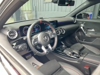 Mercedes-Benz/賓士   A-CLASS  A35 找記老闆實價~正22年Benz A35 AMG全景/摸門/U88按鍵/夜色 | 新北市汽車商業同業公會｜TACA優良車商聯盟｜中古、二手車買車賣車公會認證保固