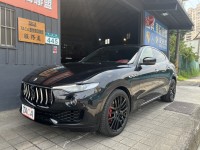 Maserati 瑪莎拉蒂  Levante 找記老闆實價～正2018年Levante SQ4 GS小改款跟車 | 新北市汽車商業同業公會｜TACA優良車商聯盟｜中古、二手車買車賣車公會認證保固