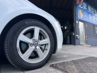 Volvo  V40 保證實價28萬～15年型 V40 T4 免鑰摸門/一手車/實跑58900公里 | 新北市汽車商業同業公會｜TACA優良車商聯盟｜中古、二手車買車賣車公會認證保固