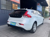 Volvo  V40 保證實價28萬～15年型 V40 T4 免鑰摸門/一手車/實跑58900公里 | 新北市汽車商業同業公會｜TACA優良車商聯盟｜中古、二手車買車賣車公會認證保固