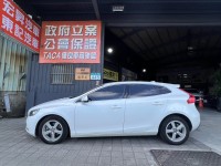 Volvo  V40 保證實價28萬～15年型 V40 T4 免鑰摸門/一手車/實跑58900公里 | 新北市汽車商業同業公會｜TACA優良車商聯盟｜中古、二手車買車賣車公會認證保固