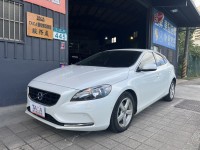 Volvo  V40 保證實價28萬～15年型 V40 T4 免鑰摸門/一手車/實跑58900公里 | 新北市汽車商業同業公會｜TACA優良車商聯盟｜中古、二手車買車賣車公會認證保固