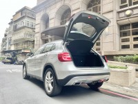 Mercedes-Benz/賓士   GLA-CLASS  GLA200d 僅跑7萬公里GLA200d小車魔術大空間 可分期 | 新北市汽車商業同業公會｜TACA優良車商聯盟｜中古、二手車買車賣車公會認證保固