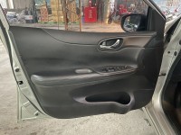 Nissan  Tiida 實車實價Big Tiida 1.6SL小車魔術大空間 可分期 | 新北市汽車商業同業公會｜TACA優良車商聯盟｜中古、二手車買車賣車公會認證保固