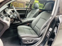 BMW/ 寶馬  5 SERIES  528i GT 實車實價 僅跑4萬餘公里BMW 528i GT可分期 | 新北市汽車商業同業公會｜TACA優良車商聯盟｜中古、二手車買車賣車公會認證保固