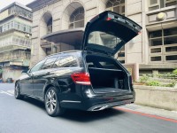 Mercedes-Benz/賓士   E-CLASS  E200 實車實價E200 Estate超豪華精品旅行車 可分期 | 新北市汽車商業同業公會｜TACA優良車商聯盟｜中古、二手車買車賣車公會認證保固