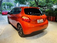 Peugeot 寶獅  208 實車實價可分期Peugeot 208法式精品代步小車Yaris Fit Tiida可參考 | 新北市汽車商業同業公會｜TACA優良車商聯盟｜中古、二手車買車賣車公會認證保固