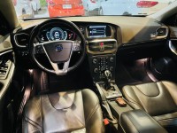 Volvo  V40 實車實價可分期V40 D4 Cross Country豪華精品代步車 | 新北市汽車商業同業公會｜TACA優良車商聯盟｜中古、二手車買車賣車公會認證保固