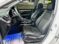 Honda  CR-V 實車實價可分期 僅跑2萬餘公里CRV 1.5 VTiS | 新北市汽車商業同業公會｜TACA優良車商聯盟｜中古、二手車買車賣車公會認證保固