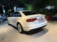 Audi  A4 實車實價可分期Audi A4 35TFSI優雅品味A3 A5 A6 A7 A8 Passat可參考 | 新北市汽車商業同業公會｜TACA優良車商聯盟｜中古、二手車買車賣車公會認證保固