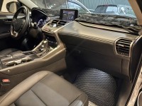 Lexus  NX 實車實價可分期 僅跑5萬餘公里Lexus NX200 精品休旅車 | 新北市汽車商業同業公會｜TACA優良車商聯盟｜中古、二手車買車賣車公會認證保固