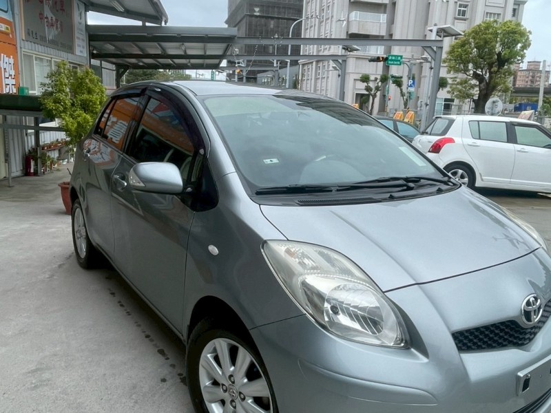 Toyota  Yaris 小台好開，省油神車 | 新北市汽車商業同業公會｜TACA優良車商聯盟｜中古、二手車買車賣車公會認證保固