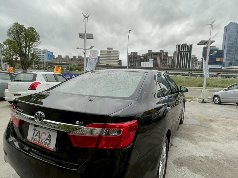 Toyota  Camry 一代傳三代 | 新北市汽車商業同業公會｜TACA優良車商聯盟｜中古、二手車買車賣車公會認證保固