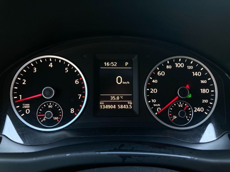 Volkswagen 福斯  Tiguan 帝觀 4WD 輕度越野 全景天窗 自動駐車 | 新北市汽車商業同業公會｜TACA優良車商聯盟｜中古、二手車買車賣車公會認證保固