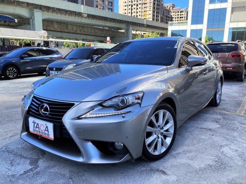 Lexus  IS IS300H 油電 原廠保養 定速 摸門 里程保證 | 新北市汽車商業同業公會｜TACA優良車商聯盟｜中古、二手車買車賣車公會認證保固