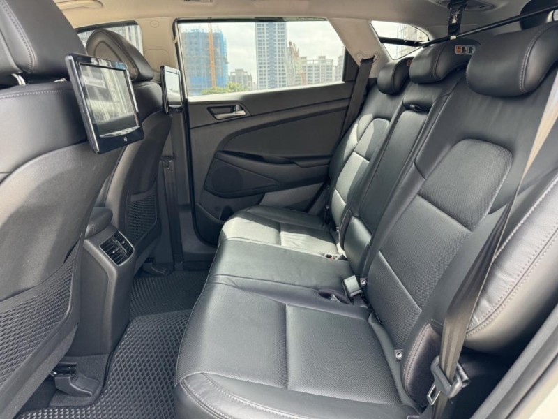 Hyundai  Tucson Hyundai現代 TUCSON 2.0L 一手車 原鈑件 | 新北市汽車商業同業公會｜TACA優良車商聯盟｜中古、二手車買車賣車公會認證保固