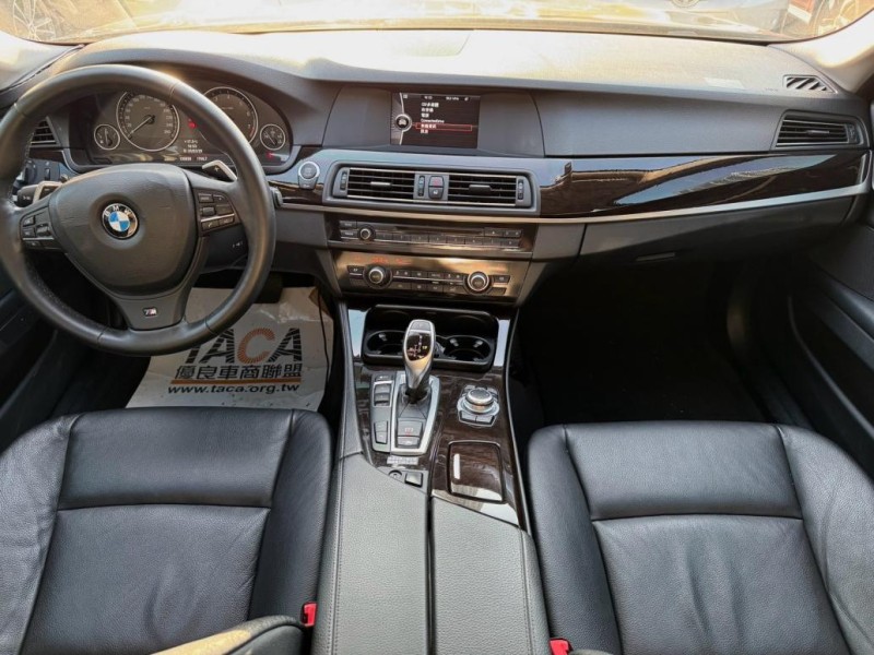 BMW/ 寶馬  5 SERIES  520i 總代理 電動天窗 電動尾門 M方向盤 一手車 | 新北市汽車商業同業公會｜TACA優良車商聯盟｜中古、二手車買車賣車公會認證保固