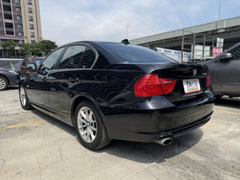 BMW/ 寶馬  3 SERIES  320i 跑6萬保證 車況氣質優 HID頭燈 導航搜尋：明旺汽車 | 新北市汽車商業同業公會｜TACA優良車商聯盟｜中古、二手車買車賣車公會認證保固