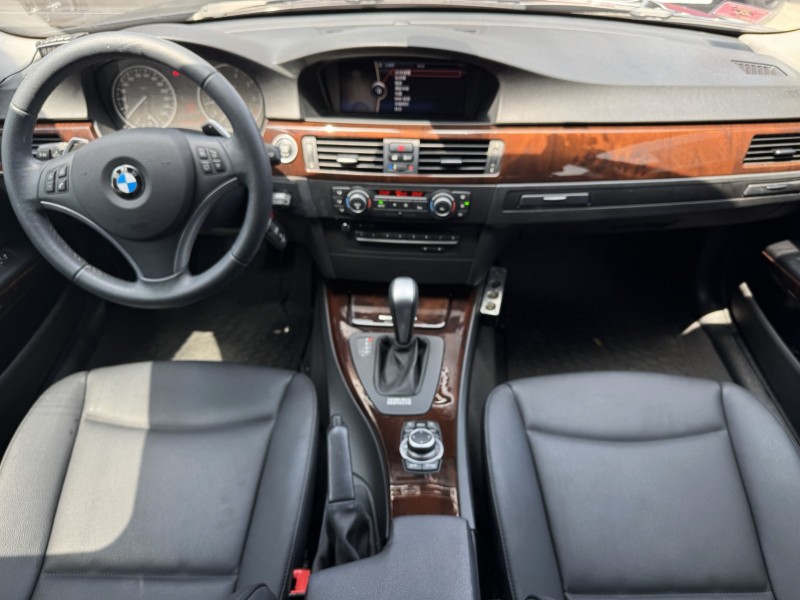 BMW/ 寶馬  3 SERIES  320i 跑6萬保證 車況氣質優 HID頭燈 導航搜尋：明旺汽車 | 新北市汽車商業同業公會｜TACA優良車商聯盟｜中古、二手車買車賣車公會認證保固