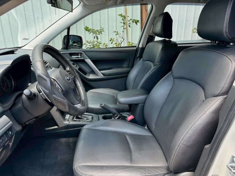Subaru  Forester 2015領 有定期保養 導航搜尋：明旺汽車 | 新北市汽車商業同業公會｜TACA優良車商聯盟｜中古、二手車買車賣車公會認證保固