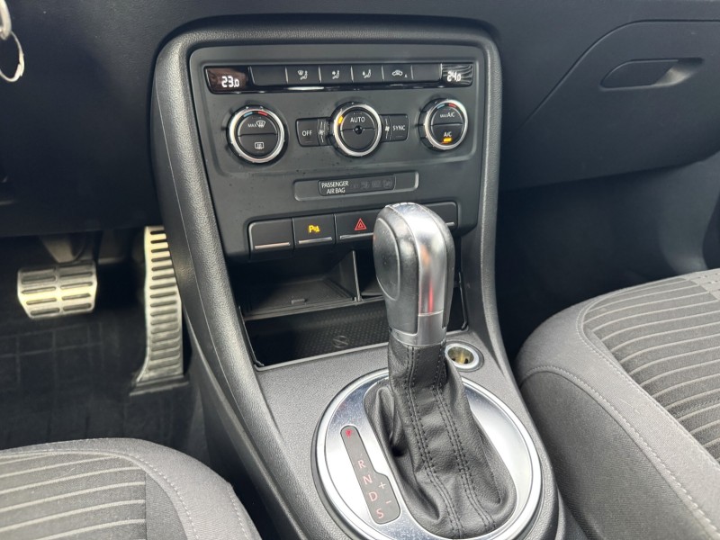 Volkswagen 福斯  Beetle 2013款 金龜車 尾翼 天篷已處理 冷氣涼 | 新北市汽車商業同業公會｜TACA優良車商聯盟｜中古、二手車買車賣車公會認證保固
