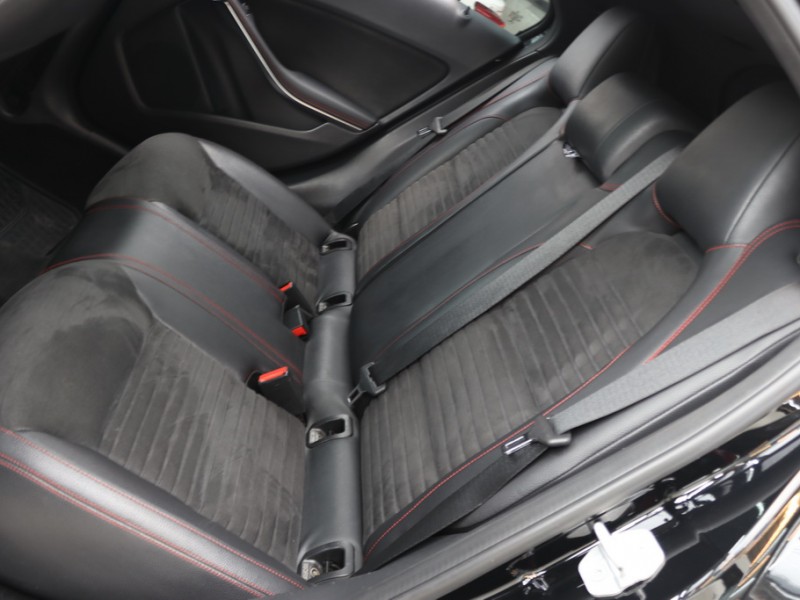 Mercedes-Benz/賓士   A-CLASS  A200 42年指標老店★0利率送鍍膜☆總代理A200 AMG 1.6運動版•一手車庫車+保證只跑7萬•倒車顯影‧九安‧跑車座椅 | 新北市汽車商業同業公會｜TACA優良車商聯盟｜中古、二手車買車賣車公會認證保固