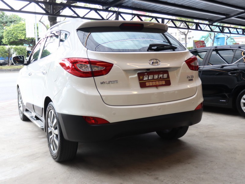 Hyundai  IX 35 42年指標老店“★☆『全車保固』☆★頂級2.0小改款.一手車+保證跑5萬公里.六安+電動座椅 | 新北市汽車商業同業公會｜TACA優良車商聯盟｜中古、二手車買車賣車公會認證保固