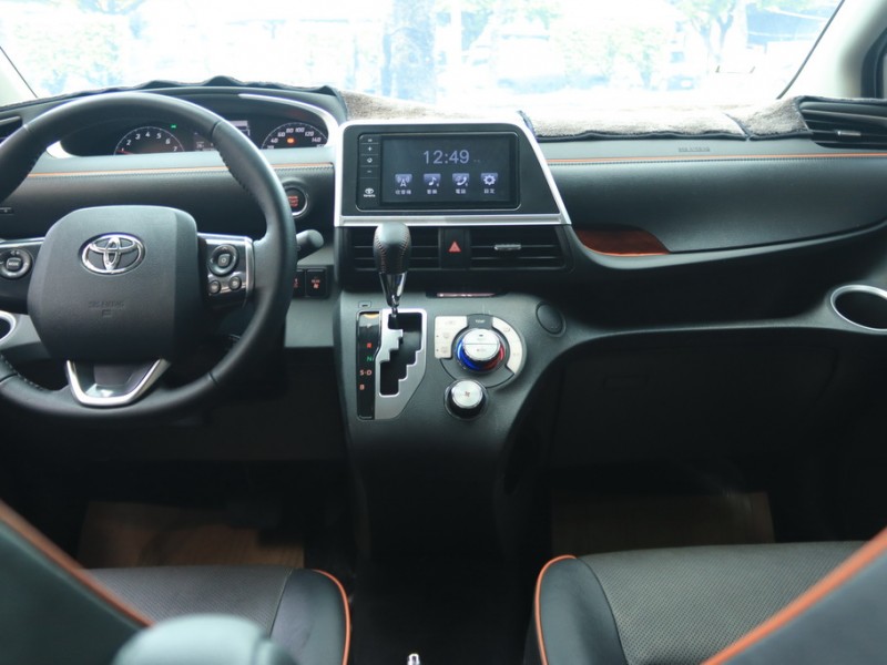 Toyota  SIENTA 金鑽店  新車88.9少見最頂級七人座客車版～1.8S‧免鑰匙•電滑門•LED頭燈‧巡跡‧倒車顯影 | 新北市汽車商業同業公會｜TACA優良車商聯盟｜中古、二手車買車賣車公會認證保固