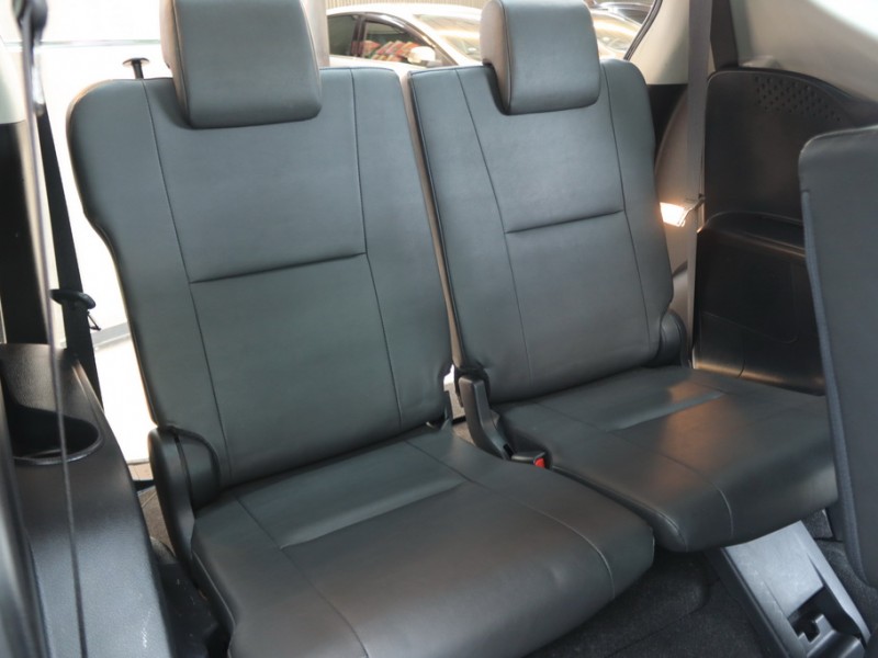 Toyota  SIENTA 金鑽店  新車88.9少見最頂級七人座客車版～1.8S‧免鑰匙•電滑門•LED頭燈‧巡跡‧倒車顯影 | 新北市汽車商業同業公會｜TACA優良車商聯盟｜中古、二手車買車賣車公會認證保固