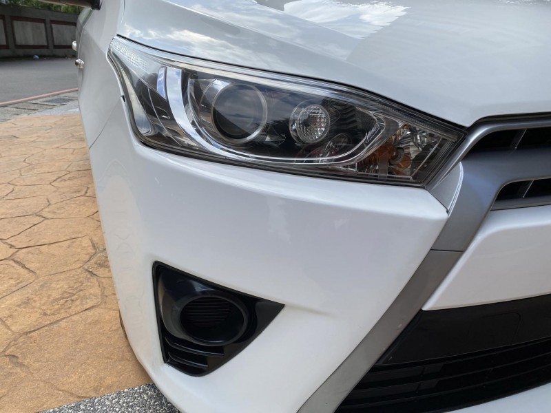 Toyota Yaris 42年指標老店 全車保固 頂級2 0小改款 自用車 保證跑11萬 定速 新北市汽車商業同業公會 Taca優良車商聯盟 中古 二手車買車賣車公會認證保固