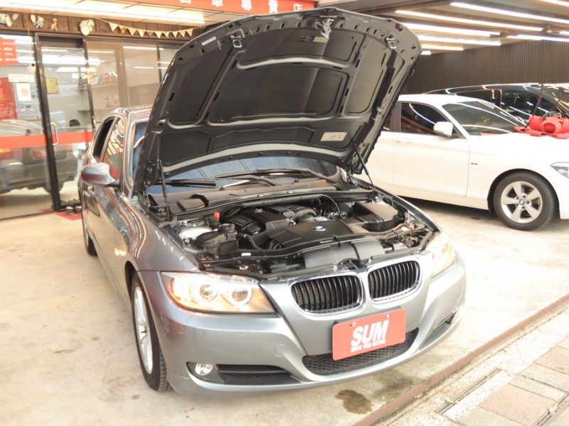 BMW/ 寶馬  3 SERIES  320i 42年指標老店“總代理320I•自用車庫車+保證只跑11萬•循跡防滑+雙前座電動座椅 | 新北市汽車商業同業公會｜TACA優良車商聯盟｜中古、二手車買車賣車公會認證保固