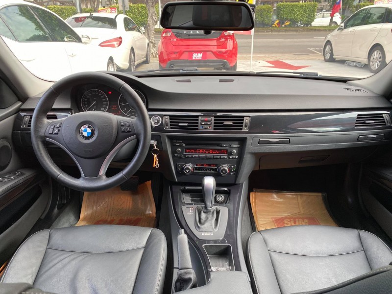 BMW/ 寶馬  3 SERIES  320i 金鑽店~總代理320I•自用車庫車+保證只跑11萬•循跡防滑+雙前座電動座椅 | 新北市汽車商業同業公會｜TACA優良車商聯盟｜中古、二手車買車賣車公會認證保固