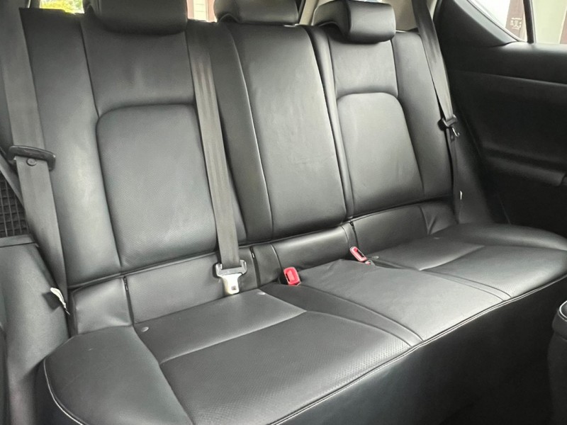 Lexus  CT200H  頂級豪華版 駕駛座電動調整 雙前座電熱椅 有摸門+雨滴感應☆電動記憶椅1.8油電.一手車十安+定速 | 新北市汽車商業同業公會｜TACA優良車商聯盟｜中古、二手車買車賣車公會認證保固