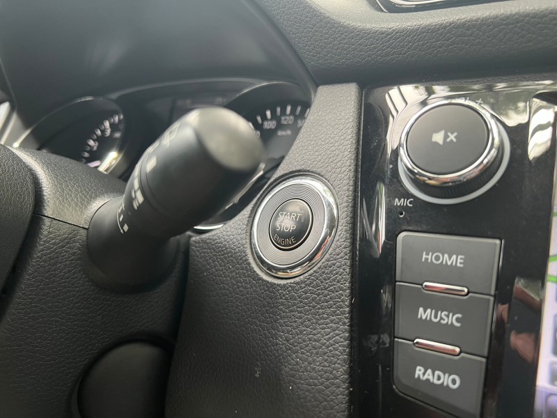 Nissan  X-Trail 2.0 2WD玩美影音版-環景影像系統-車道變換輔助系統-光感應自動頭燈 | 新北市汽車商業同業公會｜TACA優良車商聯盟｜中古、二手車買車賣車公會認證保固