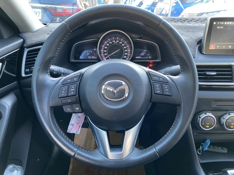 Mazda  Mazda3 金鑽店~魂動馬3 天窗 恆溫 6安 循跡防滑 胎壓 斜坡起步輔助 定速 免鑰啟動 倒車影像 等多樣配備！ | 新北市汽車商業同業公會｜TACA優良車商聯盟｜中古、二手車買車賣車公會認證保固