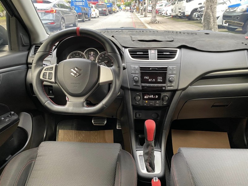 Suzuki  SWIFT 金鑽店~ SWIFT 1.6 日係進口車 6安 循跡防滑 免鑰啟動車門鎖 方向盤快控鍵 換檔撥片 恆溫空調 雙前座跑車座椅 空力套件 HID頭燈 等多項配備！ | 新北市汽車商業同業公會｜TACA優良車商聯盟｜中古、二手車買車賣車公會認證保固