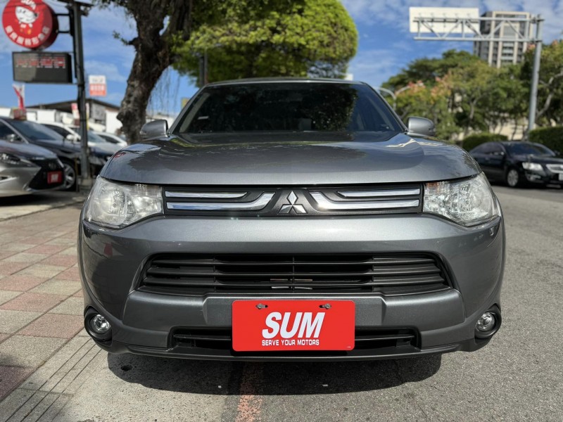 Mitsubishi  Outlander 金鑽店~Outlander 2.4 定速3安 里程保證 安卓機 倒車影像 導航 方向盤快控鍵 恆溫空調 等多項配備！ | 新北市汽車商業同業公會｜TACA優良車商聯盟｜中古、二手車買車賣車公會認證保固