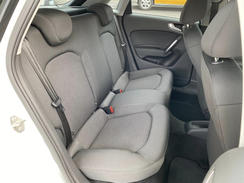 Audi  A1 金鑽店~奧迪A1  里程保證只跑6萬公里 循跡防滑 胎壓監控 斜坡起步輔助 6安 雨滴感應雨刷 LED日行燈 倒車影像 等多項配備！ | 新北市汽車商業同業公會｜TACA優良車商聯盟｜中古、二手車買車賣車公會認證保固