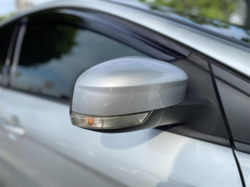 Ford/福特  Focus 金鑽店~focus 1.5T 銀色 里程保證 4安 循跡防滑系統 斜坡起步輔助 胎壓監控 定速 原廠大螢幕 導航 倒車影像 行車記錄器 藍芽音樂 換檔撥片 方向盤快控鍵 等多項配備！ | 新北市汽車商業同業公會｜TACA優良車商聯盟｜中古、二手車買車賣車公會認證保固