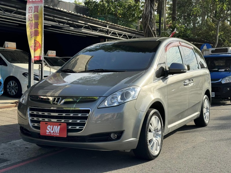 Luxgen  7 MPV 金鑽店~納智捷MPV 7 頂級配備 導航 360度環景 中央螢幕 循跡防滑 定速 免鑰啟動車門鎖 右側攝影機 天窗 雙電動滑門 車道偏離警示 雙安 藍芽影音 等多項配備！ | 新北市汽車商業同業公會｜TACA優良車商聯盟｜中古、二手車買車賣車公會認證保固