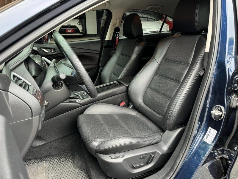 Mazda  Mazda6 金鑽店~超優的美車 時尚經濟實惠 2016年式 馬6 汽油版2.0 里程保證只跑9萬多公里 主要配備有 胎壓監控 車道變換輔助 斜坡起步輔助 循跡防滑 6安 免鑰啟動車門鎖 定速 導航 倒車影像 電動摺疊後視鏡 分區恆溫空調 雙電動座椅 粉塵過濾器 後座出風口 等多項配備！ | 新北市汽車商業同業公會｜TACA優良車商聯盟｜中古、二手車買車賣車公會認證保固
