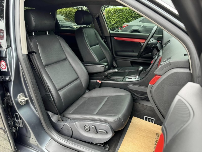 Audi  A4 金鑽店~超優質的代步車來囉！2004年式奧迪A4渦輪增壓1.8T 只賣10多萬！車況和內裝都顧得非常漂亮！ | 新北市汽車商業同業公會｜TACA優良車商聯盟｜中古、二手車買車賣車公會認證保固