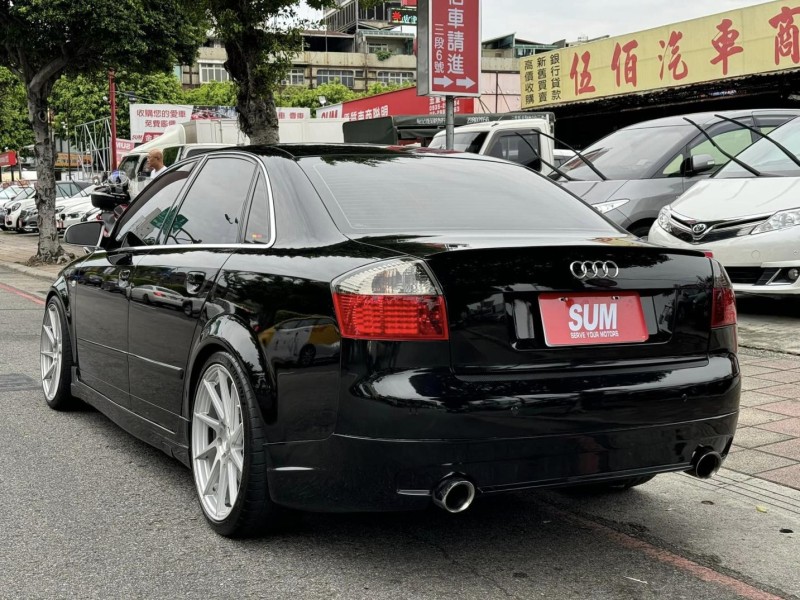 Audi  A4 金鑽店~超優質的代步車來囉！2004年式奧迪A4渦輪增壓1.8T 只賣10多萬！車況和內裝都顧得非常漂亮！ | 新北市汽車商業同業公會｜TACA優良車商聯盟｜中古、二手車買車賣車公會認證保固