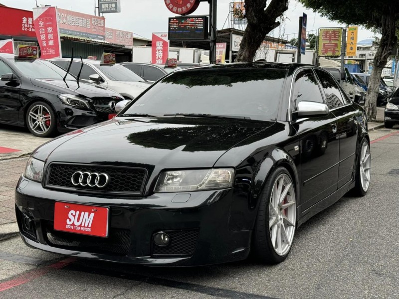 Audi  A4 金鑽店~超優質的代步車來囉！2004年式奧迪A4渦輪增壓1.8T 只賣10多萬！車況和內裝都顧得非常漂亮！ | 新北市汽車商業同業公會｜TACA優良車商聯盟｜中古、二手車買車賣車公會認證保固