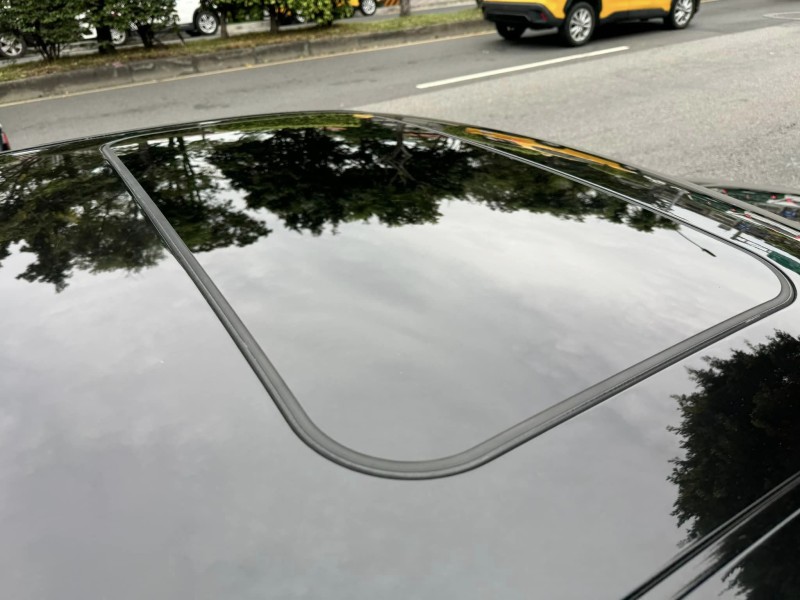 Audi  A4 金鑽店~超優質的代步車來囉！2004年式奧迪A4渦輪增壓1.8T 只賣10多萬！車況和內裝都顧得非常漂亮！ | 新北市汽車商業同業公會｜TACA優良車商聯盟｜中古、二手車買車賣車公會認證保固